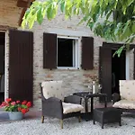 Casa Sorgente 4* San Costanzo