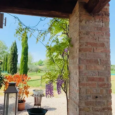 Casa Sorgente 4* San Costanzo